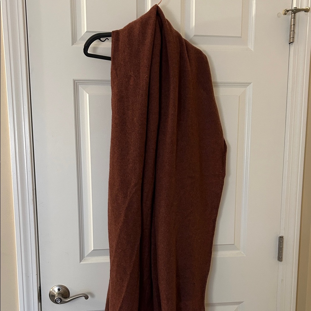 Cashmere oversized scarf